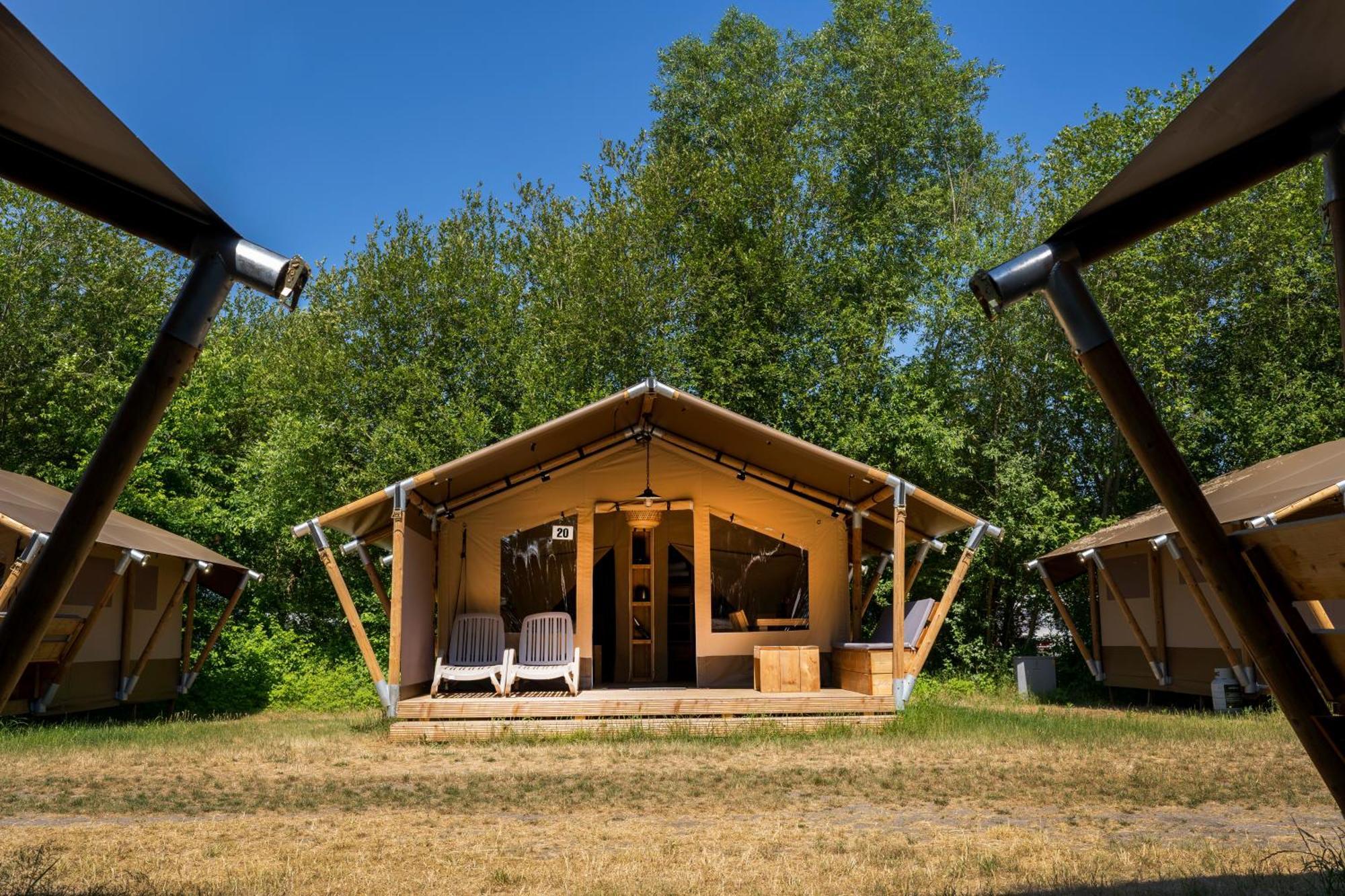 Safaritent De Windroos Kamperland
